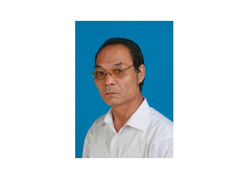 李洪年